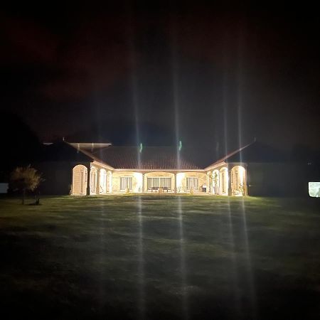 Chez Saliha Et Serge Lamarche-Sur-Saone Екстер'єр фото