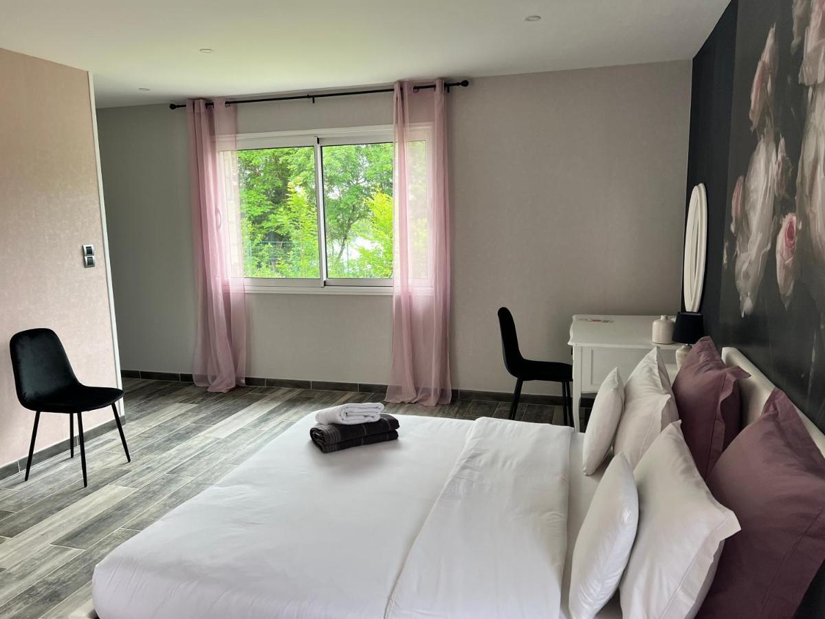Chez Saliha Et Serge Lamarche-Sur-Saone Екстер'єр фото