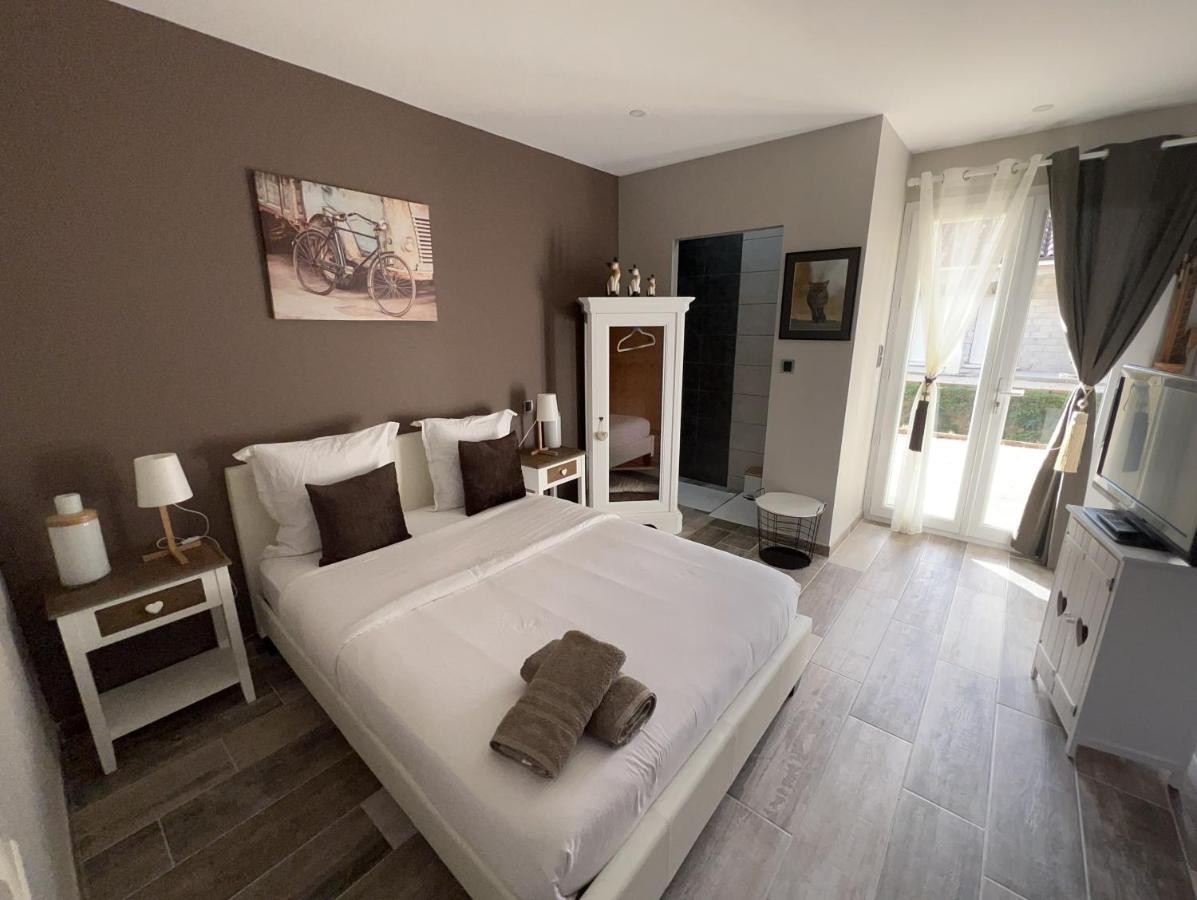Chez Saliha Et Serge Lamarche-Sur-Saone Екстер'єр фото